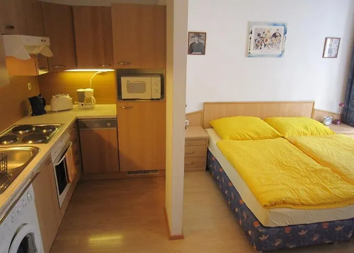 Seethaler Apartment *